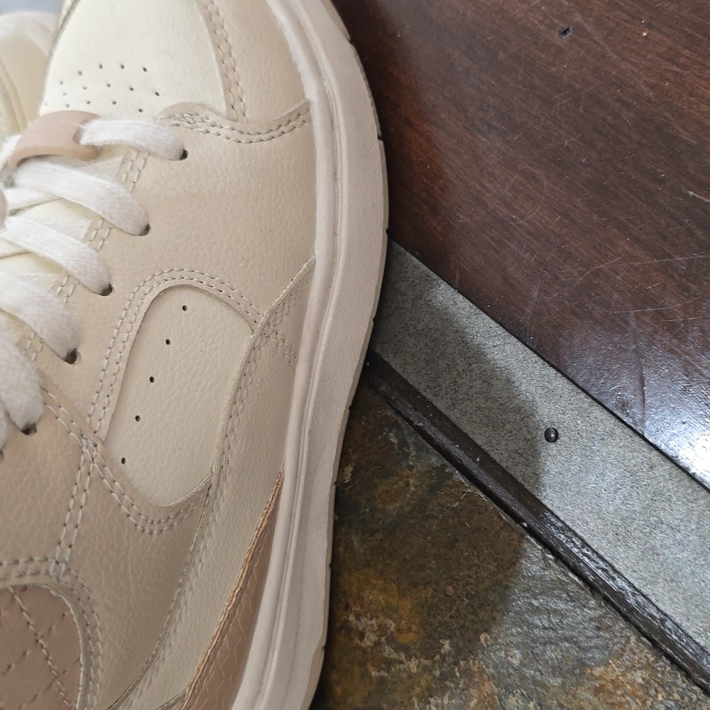 Zara Kids White High-Top Sneakers - Picture 4 of 6